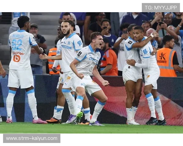 马赛发布伤病报告,部分后防球员缺阵对阵里尔一役