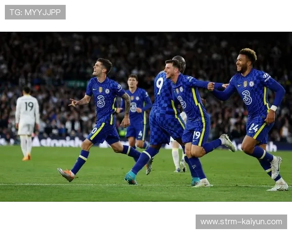 英足总指控切尔西球迷向维拉替补席掷水瓶,俱乐部需回应